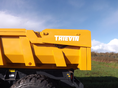 Porte arrière hydraulique monobloc type LEADER sur MASTER